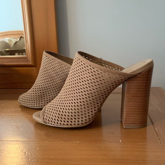 Beige/Tan Block Heels - Picture 2 of 4